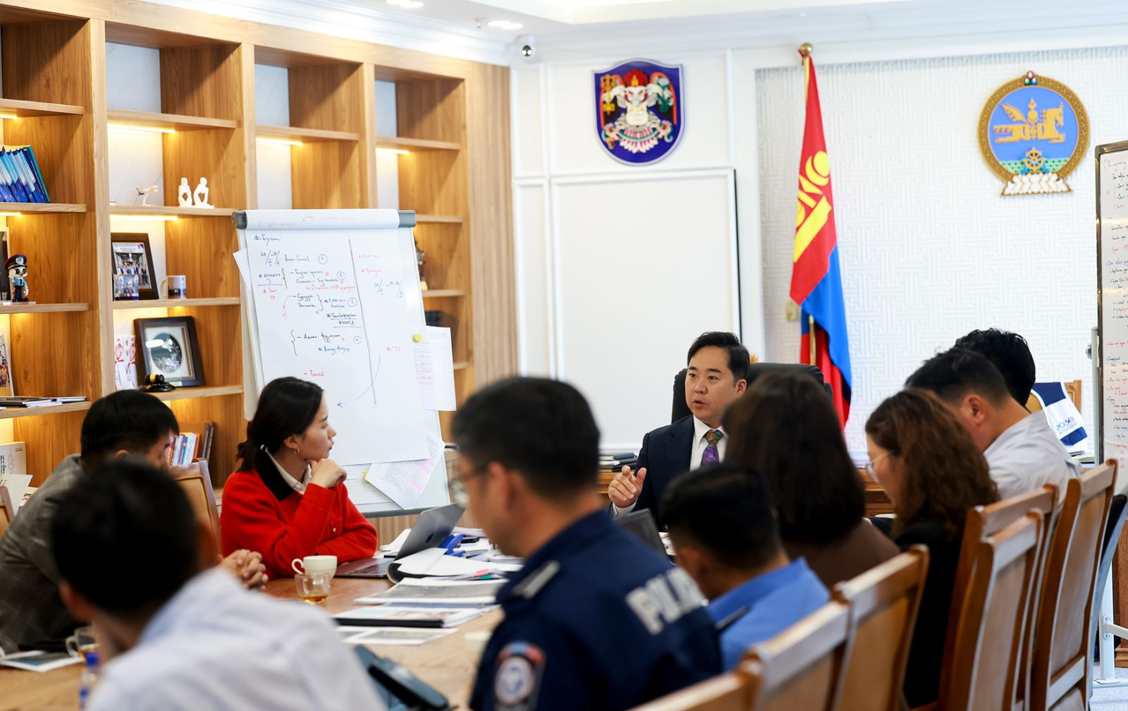 НИТХ-ын дарга А.Баяр:  Зам дагуух зогсоолыг нэмэгдүүлж, иргэн , аж ахуй нэгж хувийн зогсоолоо ашиглаагүй үедээ түрээслэх боломжийг нээнэ